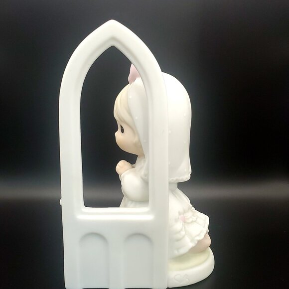 Precious Moments MAY YOUR FUTURE BE BLESSED Ceramic Collectible Figurine 1992 - Picture 3 of 6